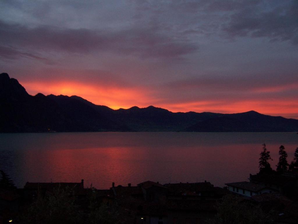 Ai Ronchi B&B Riva di Solto Exteriér fotografie